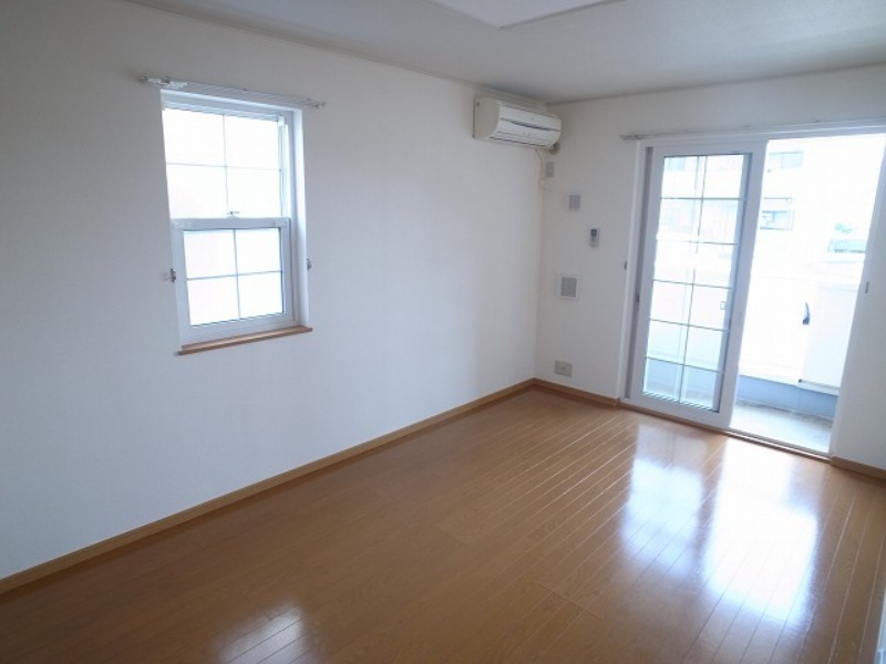 居室・リビング　図面と現状に相違がある場合には現状を優先