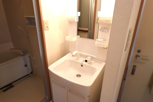 洗面設備　洗面台（洗髪洗面化粧台）