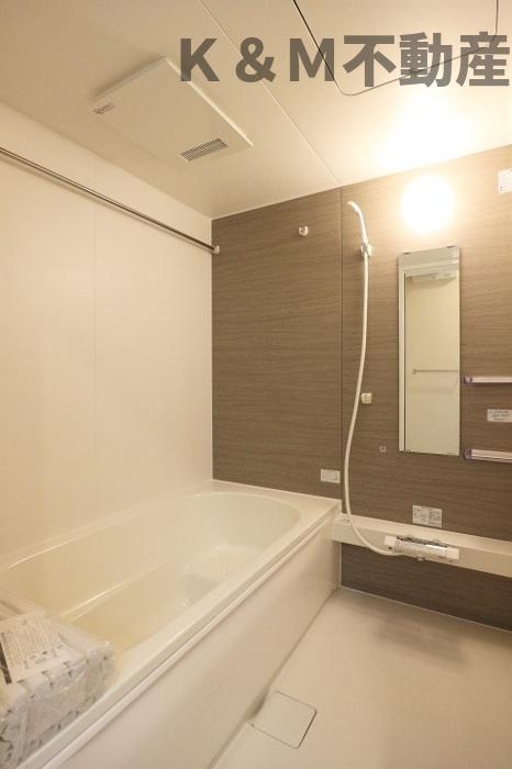 バス・シャワールーム　ゆったり過ごせるお風呂です