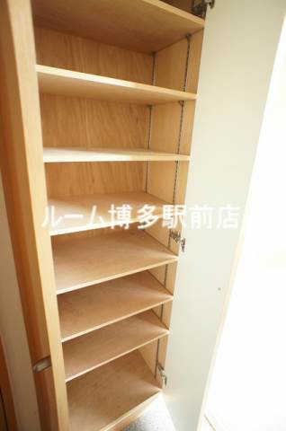 セキュリティ　収納スペース