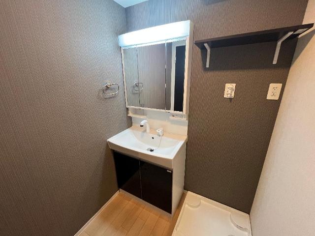 洗面設備　洗髪洗面化粧台