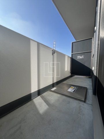 バルコニー　プレサンスNEO九条ディアシス　バルコニー