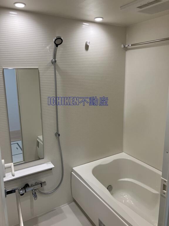 バス・シャワールーム　写真は別住戸（参考）です