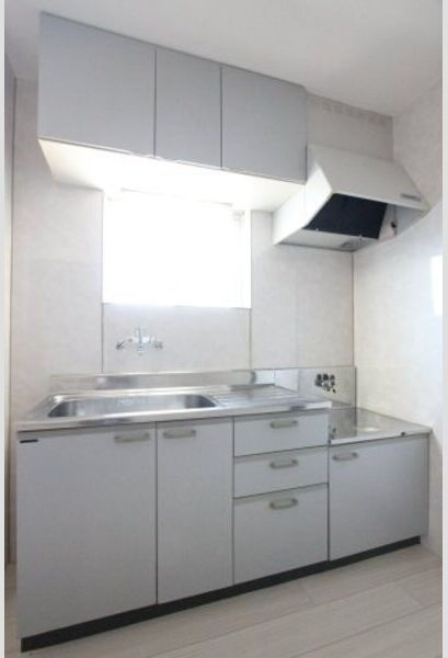 キッチン　初期費用分割可★ご希望の場所まで無料送迎サービス付♪