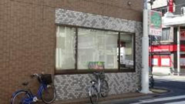 コンビニ　ローソンストア100江戸川南小岩四丁目店（コンビニ）まで109m