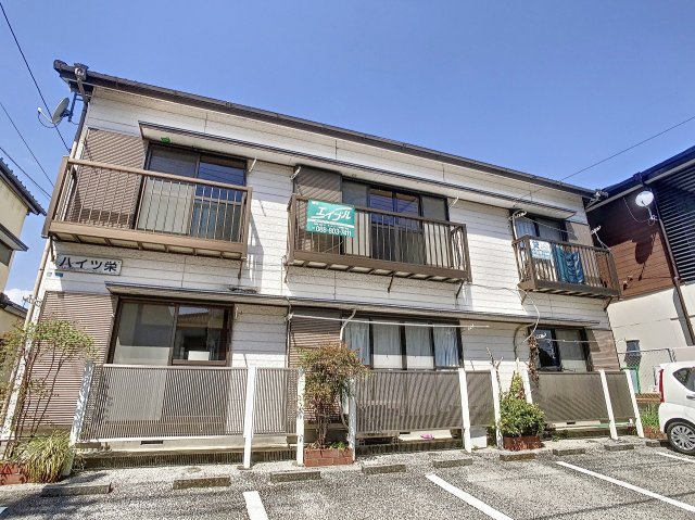 建物外観　現況が相違する場合は現況を優先致します。