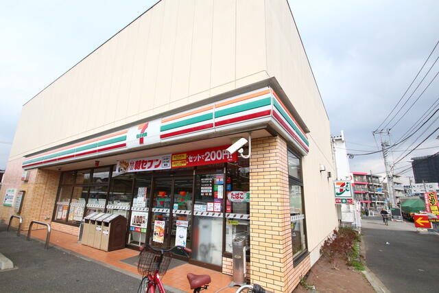コンビニ　セブンイレブン 葛飾東金町4丁目店（コンビニ）まで345m