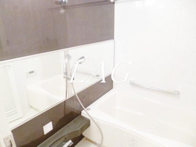 バス・シャワールーム　お風呂です。