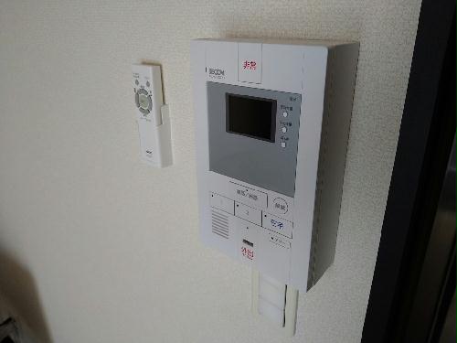 セキュリティ　モニターホン標準設置♪