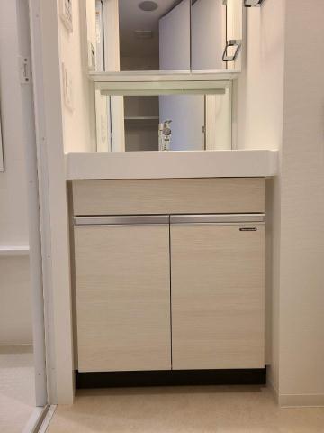 洗面設備　脱衣スペースもあります