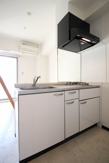 キッチン　写真は別号室です。