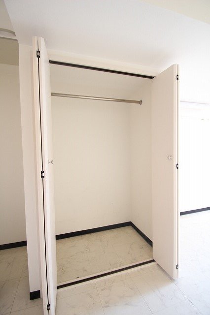 収納　写真は別号室です。