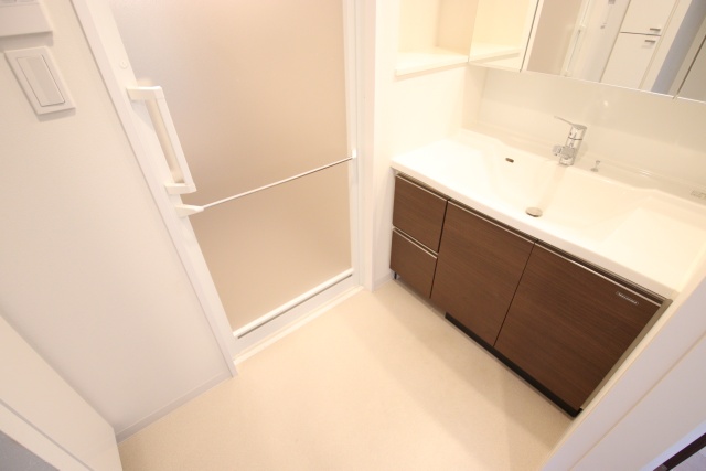 洗面設備　※別室の参考写真の為、現況優先です。