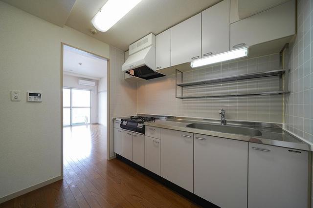 キッチン　※写真は同タイプ住戸です。