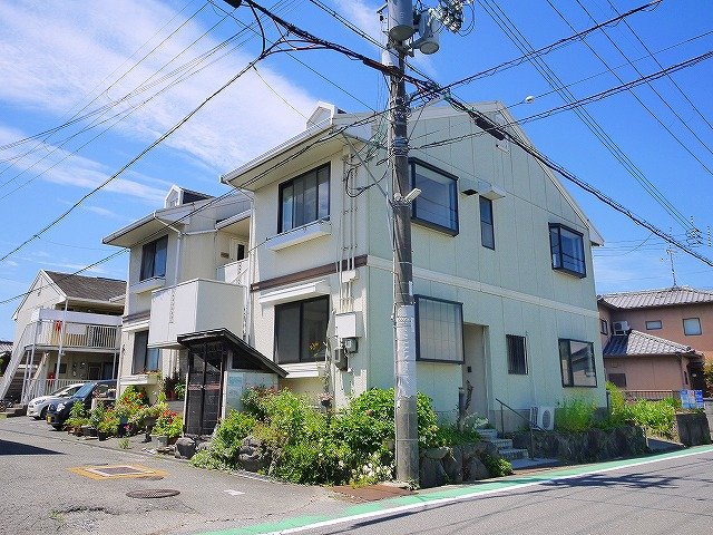 建物外観　キレイな外観です。