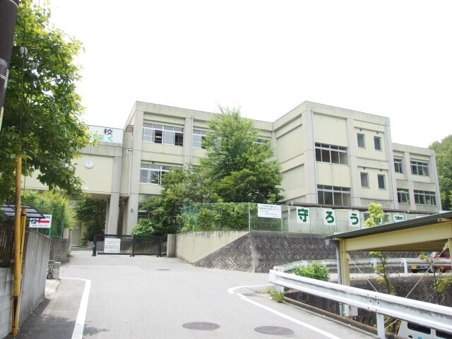 中学校　岡崎市立東海中学校（中学校）まで1321m
