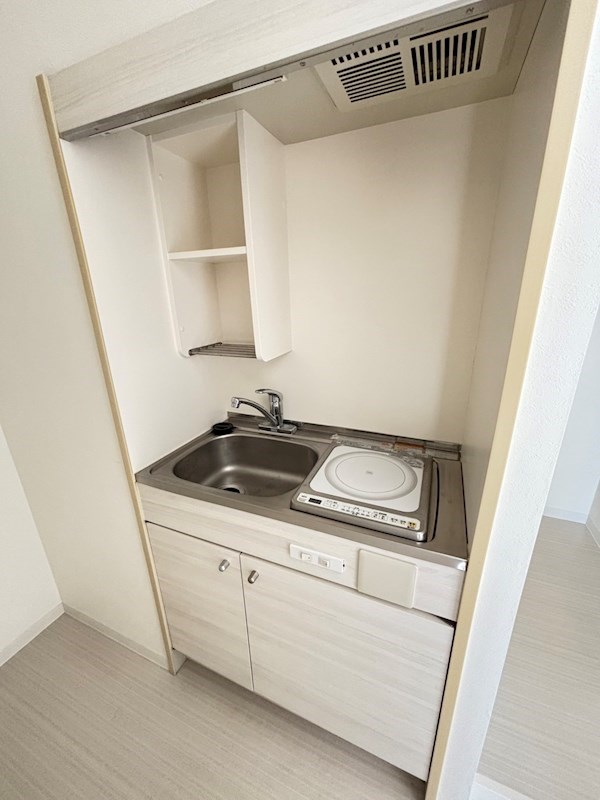 キッチン　※別部屋参考写真