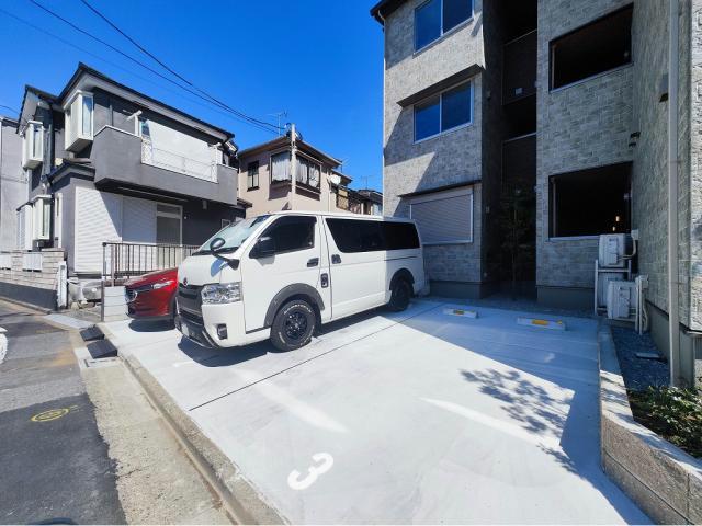 駐車場　駐車場