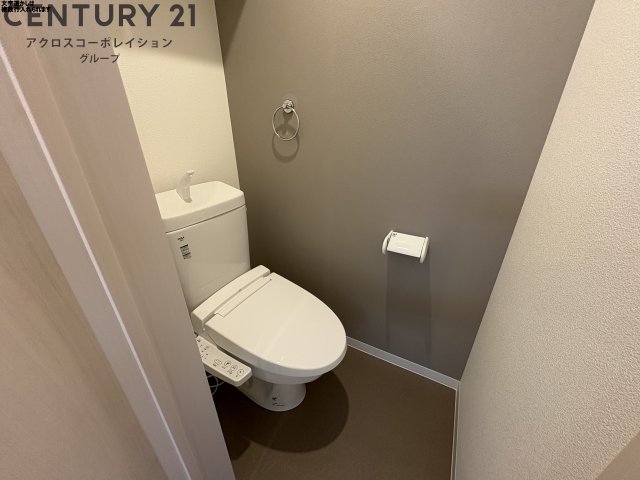 トイレ　ウォシュレット付きのトイレです♪