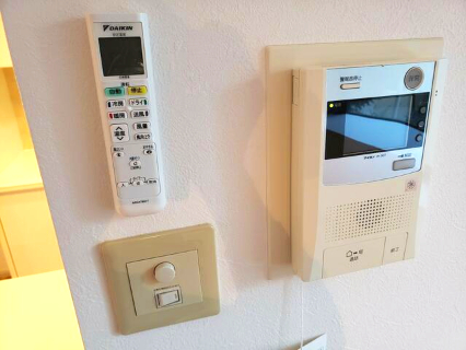 セキュリティ　モニター付きインターホンです