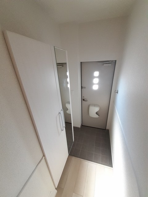 玄関　シューズボックス付きの玄関です★