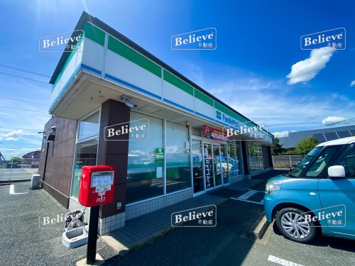 コンビニ　ファミリーマート 上峰加茂店（コンビニ）まで1229m