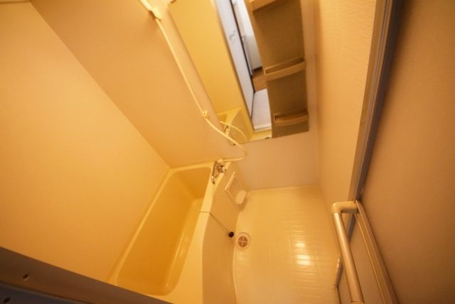 バス・シャワールーム　別部屋参考写真