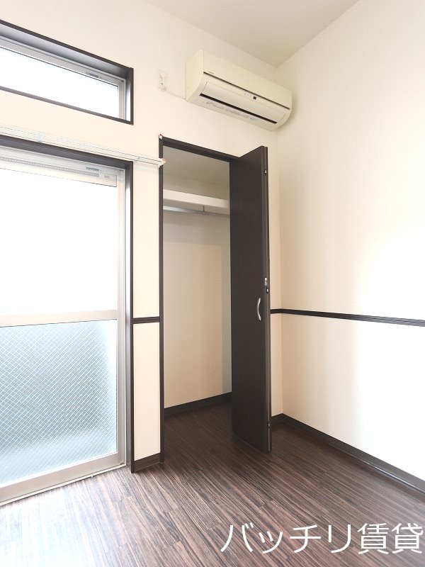 収納　画像は同型タイプの為、現状を優先致します。