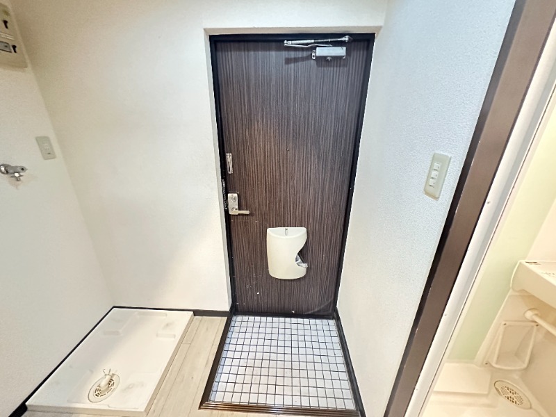 玄関　別号室イメージ