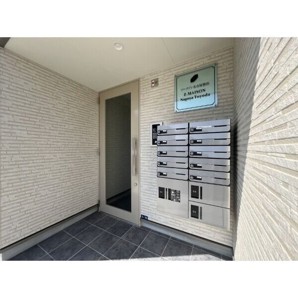 収納　2025年1月31日撮影の302号室の写真を使用しています。