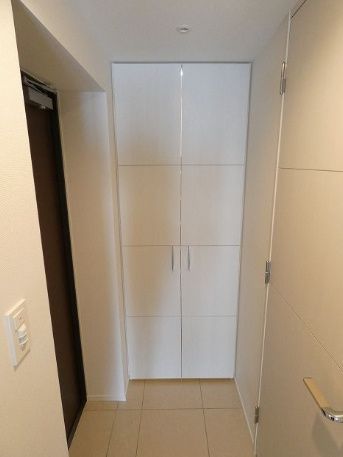 玄関　☆シューズボックス付き玄関スペース☆