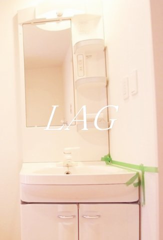 洗面設備　独立洗面台です。
