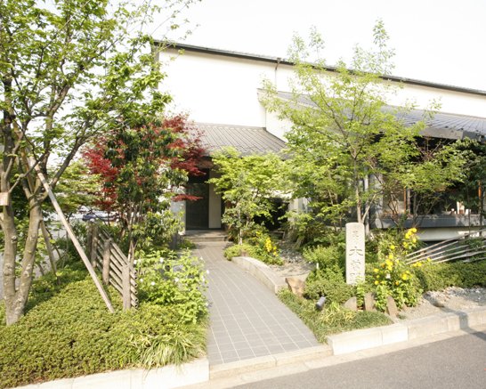 飲食店　木曽路碑文谷店（飲食店）まで586m