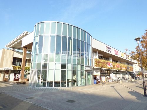 スーパー　トーホーストア BiVi土山店（スーパー）まで834m