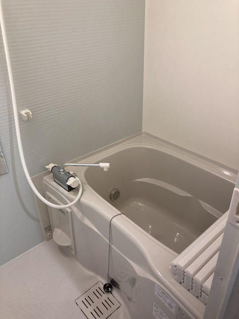 バス・シャワールーム　お風呂で日々の疲れを落としましょう
