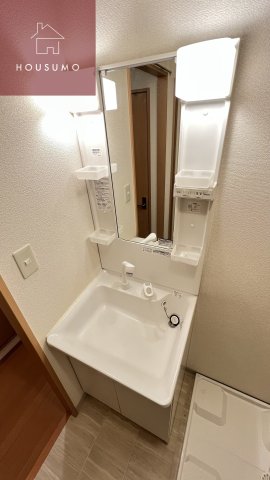 洗面設備　朝の身支度には欠かせない独立洗面化粧台