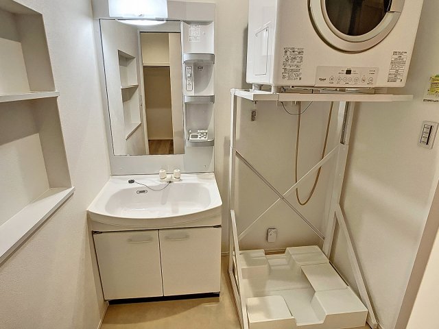 洗面設備　2024年2月撮影※現況を優先致します。