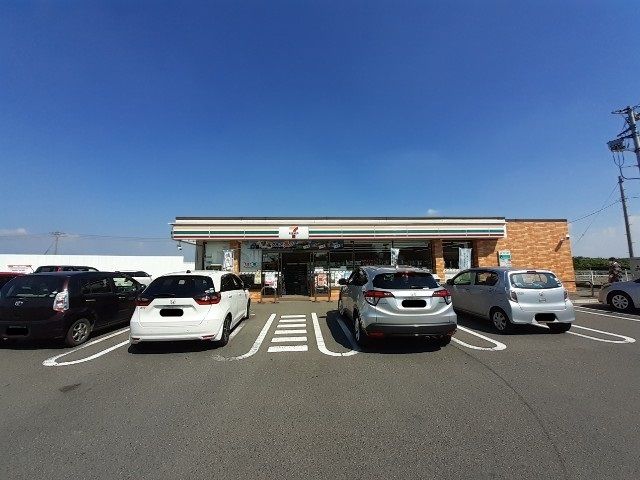 コンビニ　セブンイレブン前橋駒形インター（コンビニ）まで450m