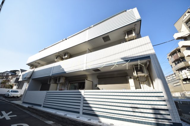 建物外観　オートロック付き！