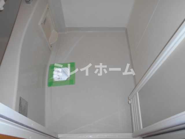 バス・シャワールーム　同建物内、別のお部屋の参考写真になります。