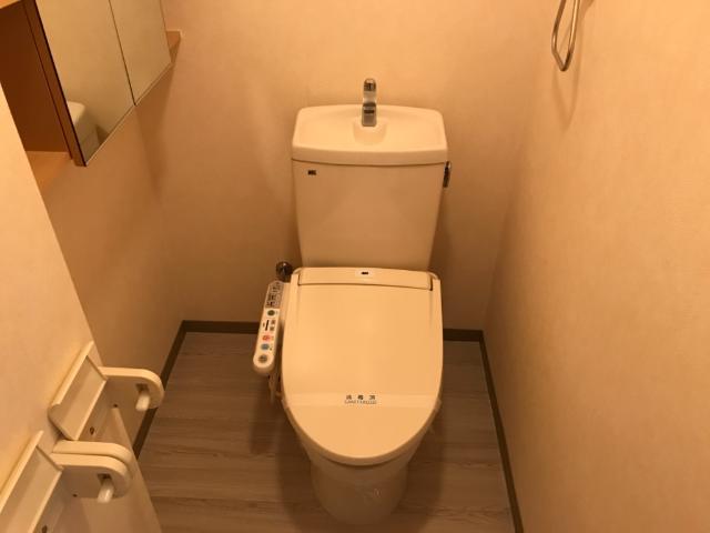 トイレ　シャワー付トイレ