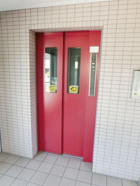 その他　エレベーターもございます。