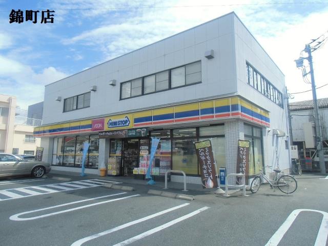 コンビニ　ミニストップ（コンビニ）まで899m