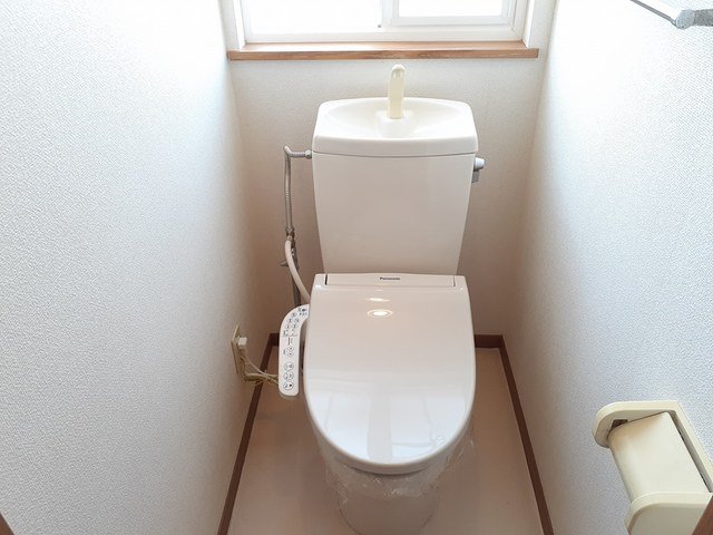 トイレ　ゆったりとした空間のトイレです