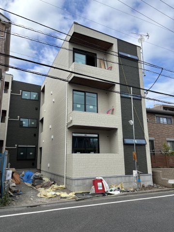 建物外観　建築中