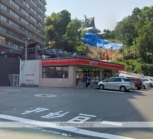 コンビニ　ポプラ（コンビニ）まで1142m