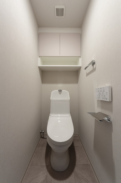 トイレ　※写真は同タイプ住戸です。