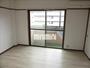 居室・リビング　日当たり良好なお部屋です