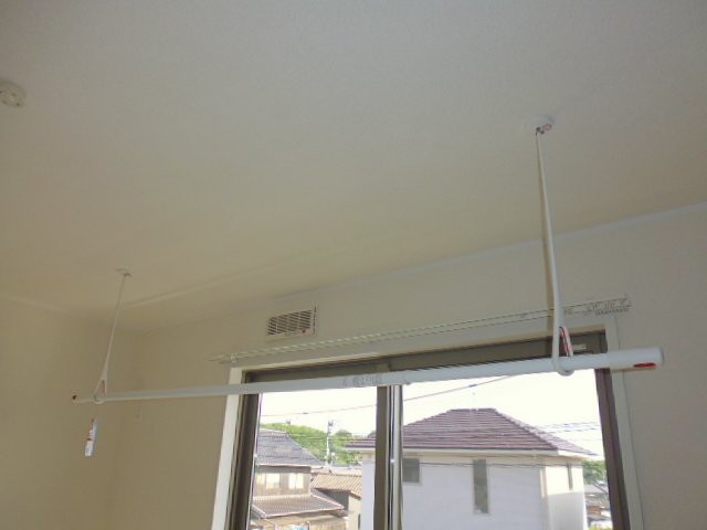 その他設備　室内物干し