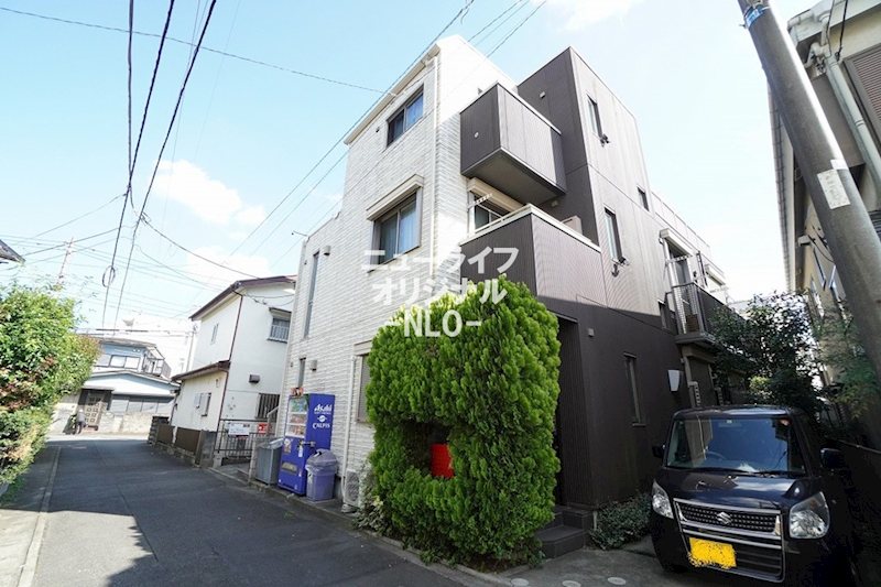 建物外観　積水ハウスの賃貸住宅シャーメゾン。